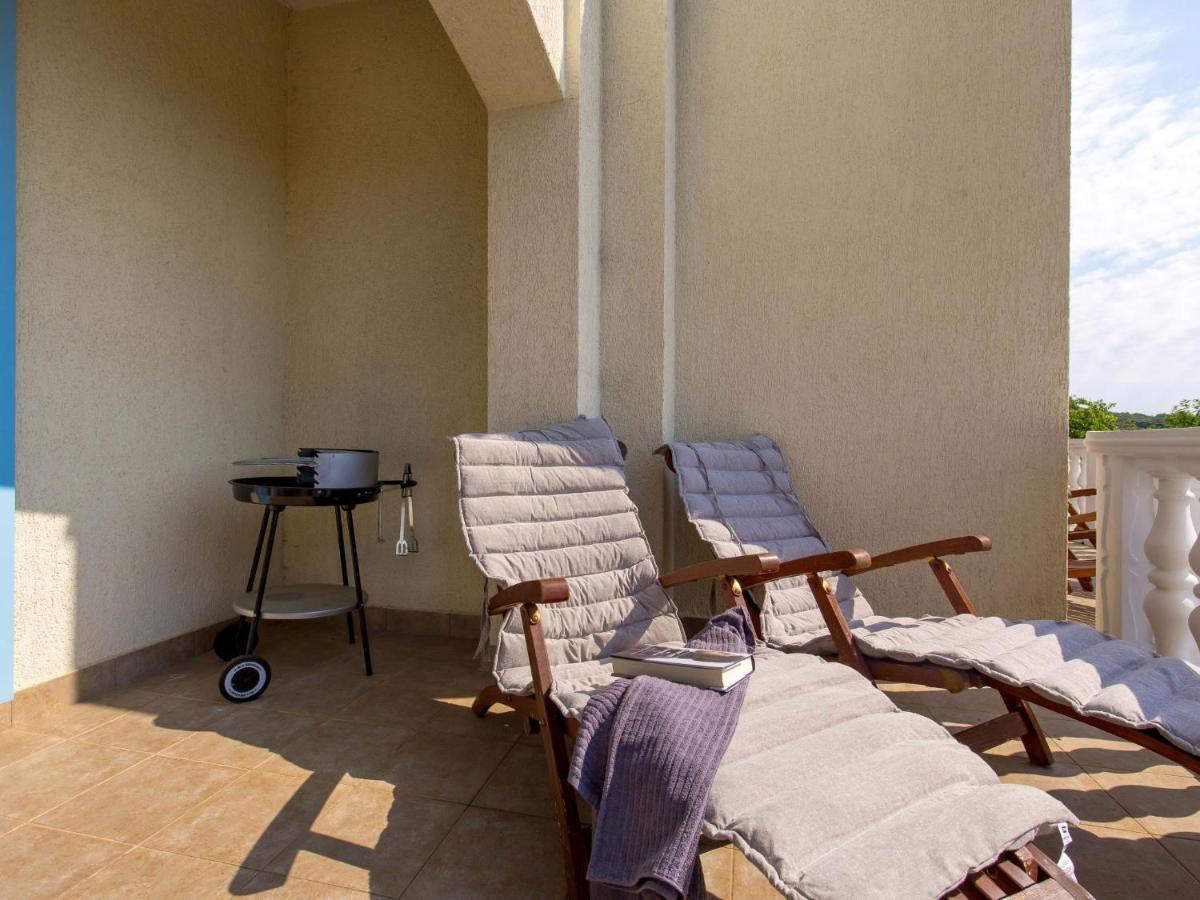 Holiday Home Casa Albertina-2 By Interhome Martina Dış mekan fotoğraf